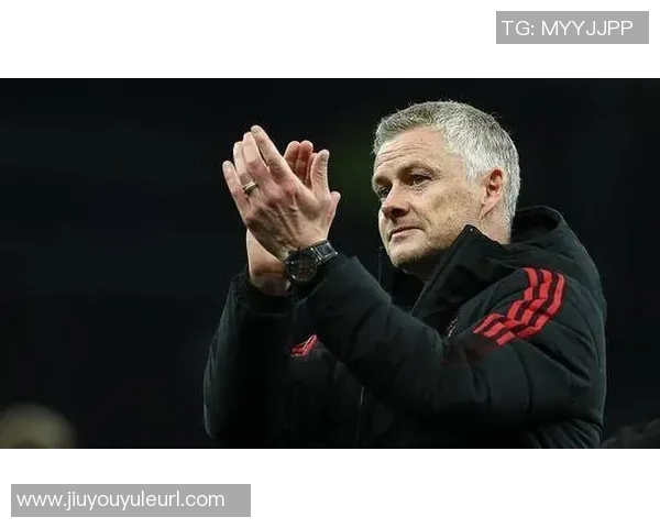 索尔斯克亚赞扬约克雷斯为团队型中锋展现出积极努力和聪明才智 索尔斯克亚赞扬约克雷斯为团队型中锋展现出积极努力和聪明才智