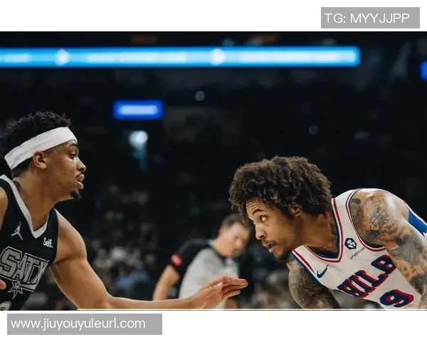 乌布雷拼劲十足全场表现出色贡献17分11板三分命中率高达60