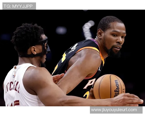 杜兰特称赞祖巴茨为顶级中锋快船实力被战绩低估