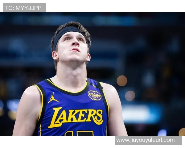 八村塁绝杀前里夫斯强攻扳平比分回防怒喷裁判展现巨星气质